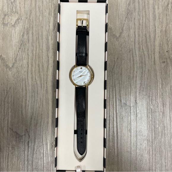 Kate Spade Watch - Picture 7 of 8